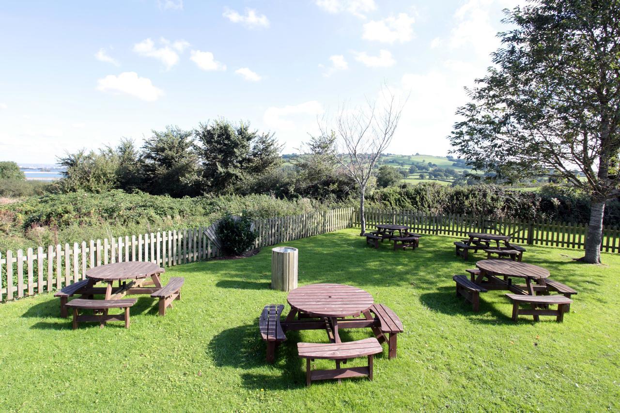 Fox & Goose, Barrow Gurney By Marston'S Inns Felton  外观 照片